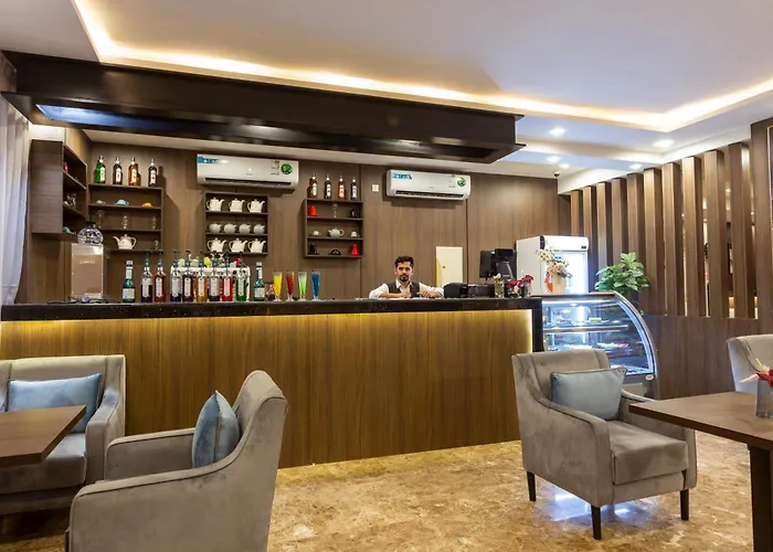 Aman Suites Hotel - Almhalh